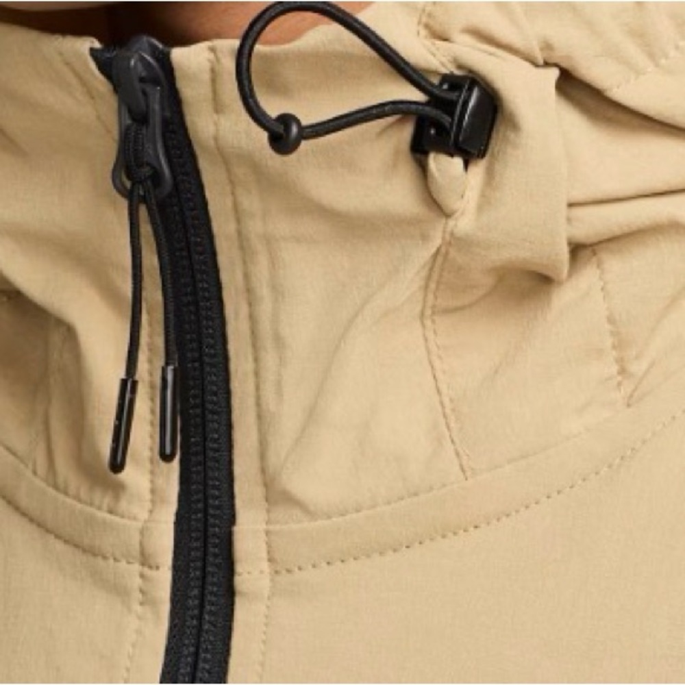 Nike Tech Men's windbreaker - Picture 3 of 4
